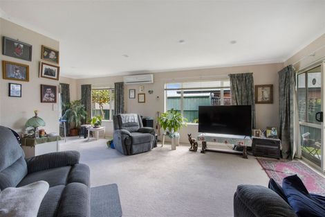 Photo of property in 8 Donegal Place, Katikati, 3129