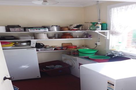 Photo of property in 64 Broadway, Picton, 7220