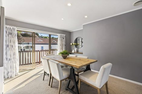 Photo of property in 29 Calman Place, Chatswood, Auckland, 0626