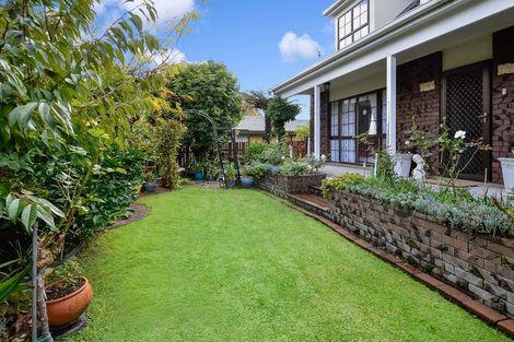 Photo of property in 8/47 Edmonton Road, Henderson, Auckland, 0612