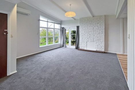 Photo of property in 3 Greenock Place, Awapuni, Palmerston North, 4412