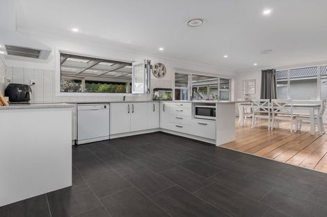 Photo of property in 13 Bowen Street, Levin, 5510