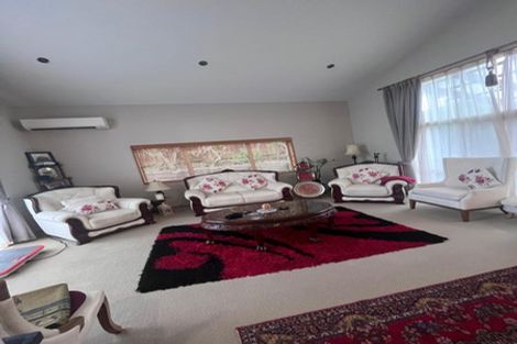 Photo of property in 10 Chard Place, Flat Bush, Auckland, 2016