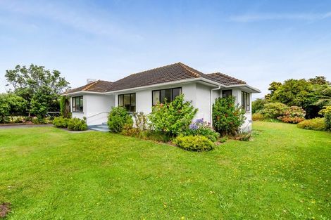 Photo of property in 80 Gisborne Terrace, Opunake, 4616