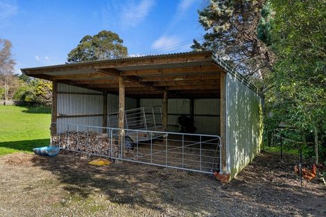 Photo of property in 2 Sunglo Terrace, Otaki, 5512