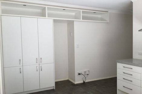 Photo of property in 1 Glasgow Street, Kelburn, Wellington, 6012