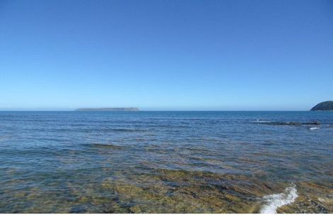 Photo of property in 15 Sunset Parade, Plimmerton, Porirua, 5026