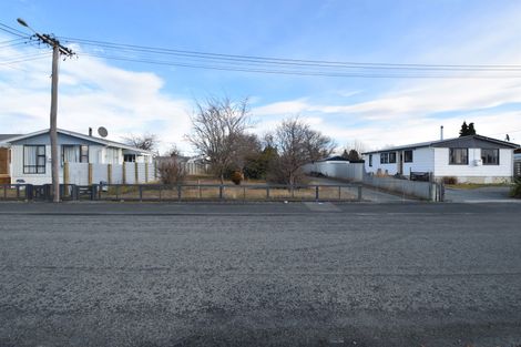 Photo of property in 13 Hunter Crescent, Twizel, 7901