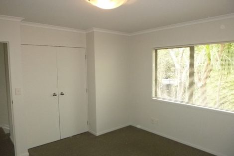 Photo of property in 20b Roseberry Avenue, Birkenhead, Auckland, 0626