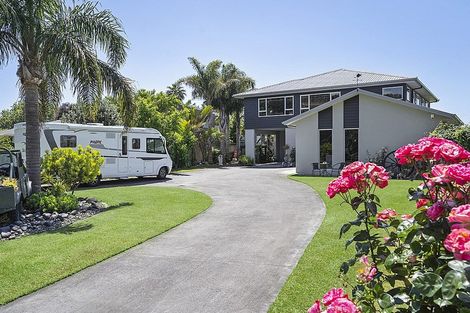 Photo of property in 36 Koutunui Road, Athenree, Katikati, 3177