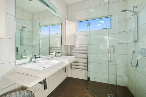 Photo of property in 10 Birchdale Place, Glenorchy, 9372