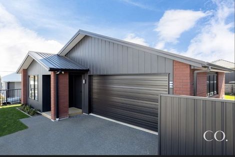 Photo of property in 22 Pioneer Crescent, Omokoroa, 3114