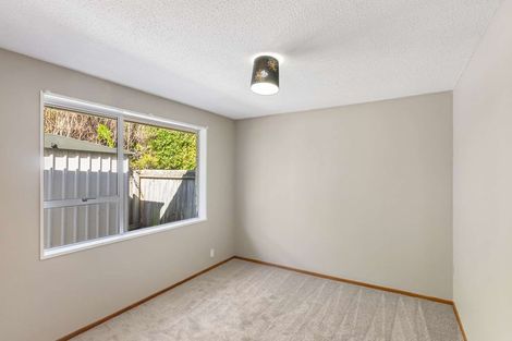 Photo of property in 2/20 Sawyers Arms Road, Northcote, Christchurch, 8052