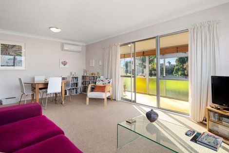 Photo of property in 76c Vale Street, Otumoetai, Tauranga, 3110