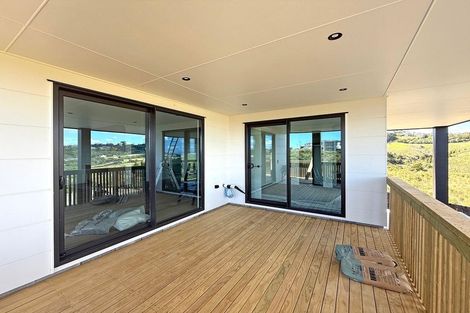Photo of property in 30 Ridgehill Rise, Flat Bush, 2019