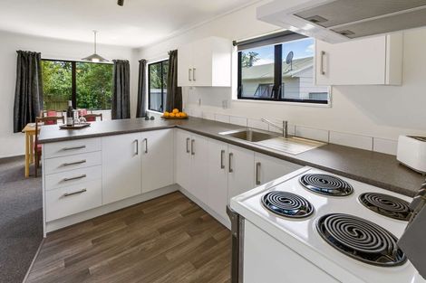 Photo of property in 12b Aspen Place, Owhata, Rotorua, 3010