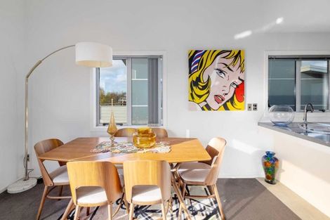 Photo of property in 3/8 Hutcheson Street, Sydenham, Christchurch, 8023