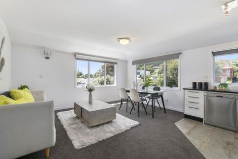 Photo of property in 1/19 Ranui Terrace, Tawa, Wellington, 5028