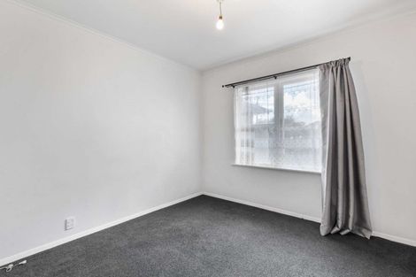 Photo of property in 8 Rollerson Street, Papakura, 2110