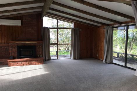 Photo of property in 34 Red Hills Road, Massey, Auckland, 0614