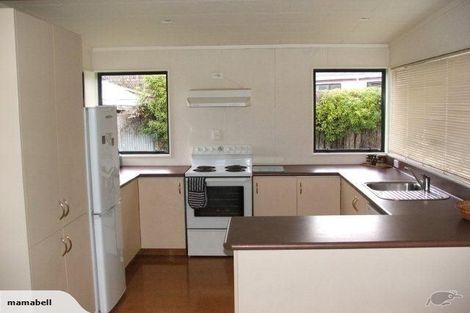 Photo of property in 17 Reeves Road, Acacia Bay, Taupo, 3330