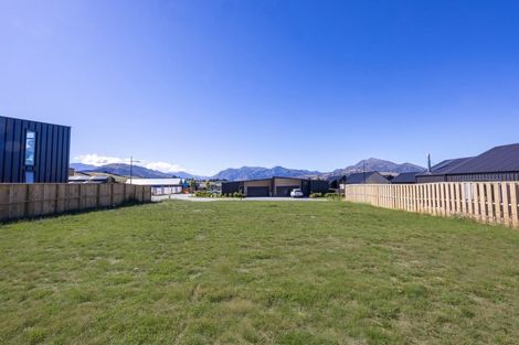 Photo of property in 16 Robrosa Street, Wanaka, 9305