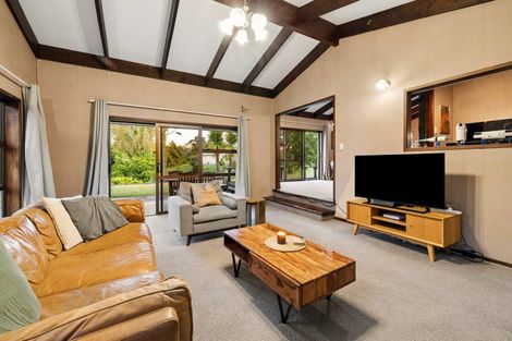 Photo of property in 27 Elliot Street, Riverhead, 0820