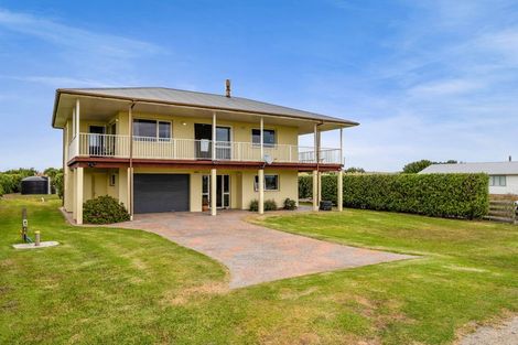 Photo of property in 204a Tai Road, Opunake, 4681