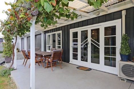 Photo of property in 406 Nelson Street North, Hastings, 4122