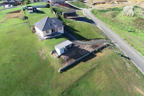 Photo of property in 10 Freyja Crescent, Coopers Beach, 0420