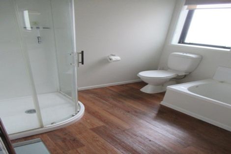 Photo of property in 109 Riverstone Drive, Riverstone Terraces, Upper Hutt, 5018