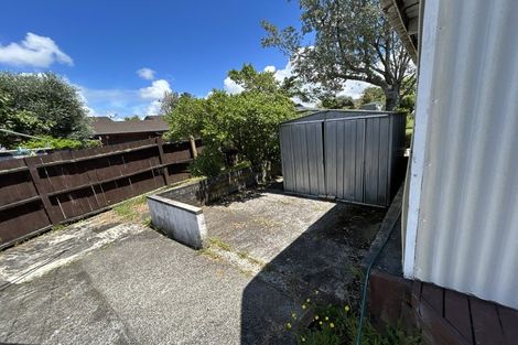 Photo of property in 1/37 Lynwood Road, New Lynn, Auckland, 0600