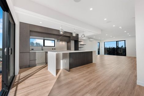 Photo of property in 8a Northboro Road, Hauraki, Auckland, 0622