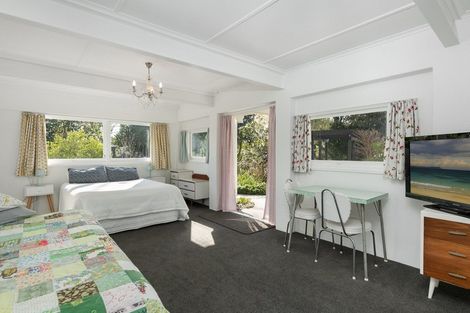 Photo of property in 1 Fairview Place, Te Puke, 3119