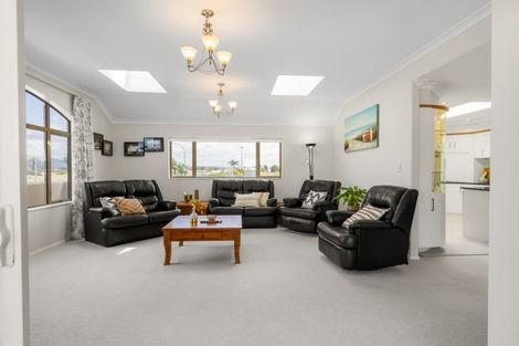 Photo of property in 5 Yale Street, Mount Maunganui, 3116