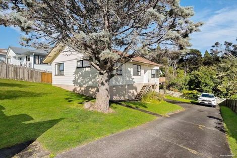 Photo of property in 40 Anne Mclean Drive, Bayview, Auckland, 0629