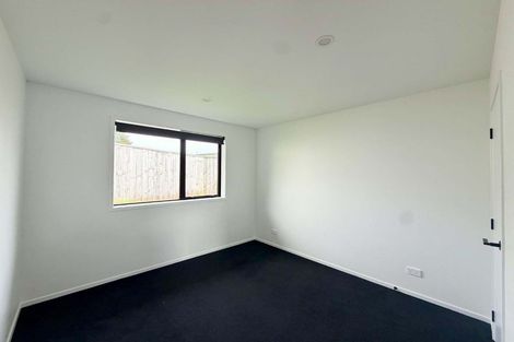 Photo of property in 6 Banks Street, Marfell, New Plymouth, 4310