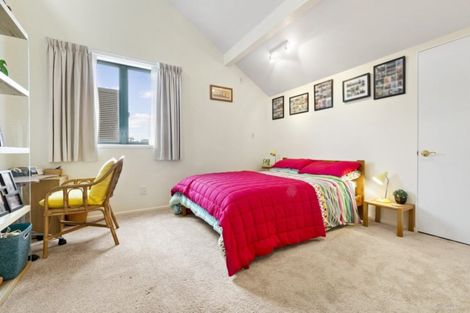 Photo of property in 8 Hall Avenue, Newtown, Wellington, 6021