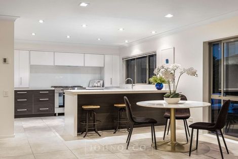 Photo of property in 82 Ngahue Drive, Stonefields, Auckland, 1072