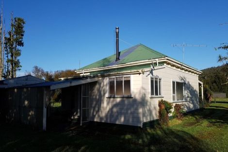 Photo of property in 436 Wanganui Flat Road, Harihari, 7884