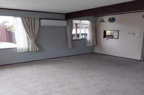 Photo of property in 8a Wainui Road, Waiwhetu, Lower Hutt, 5010