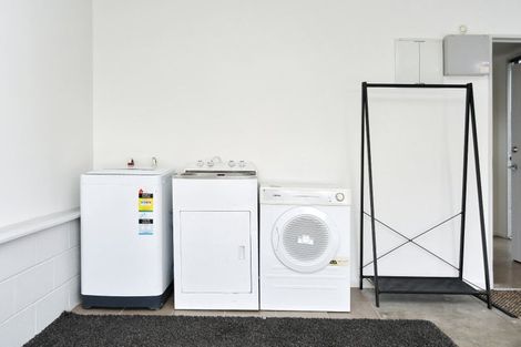 Photo of property in 547 Barbadoes Street, Edgeware, Christchurch, 8013