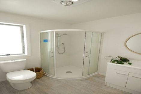 Photo of property in 23 Fairfax Crescent, Pyes Pa, Tauranga, 3112