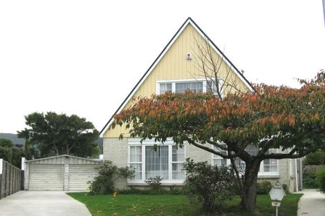 Photo of property in 4 Earlston Grove, Avalon, Lower Hutt, 5011