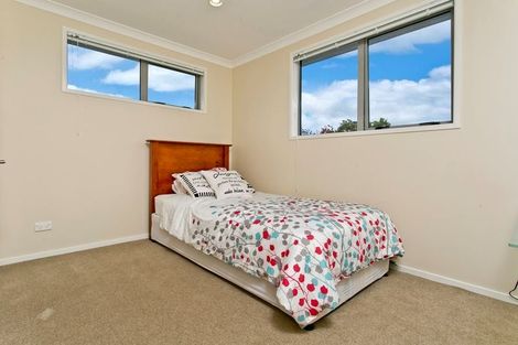 Photo of property in 115 Sunnynook Road, Forrest Hill, Auckland, 0620