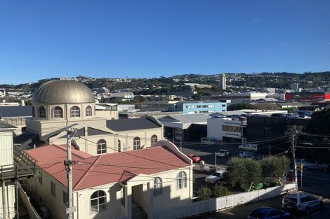 Photo of property in Pirie Street Townhouses, 28/35 Pirie Street, Mount Victoria, Wellington, 6011