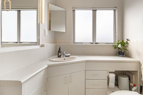 Photo of property in 4/18a King Edward Parade, Devonport, Auckland, 0624