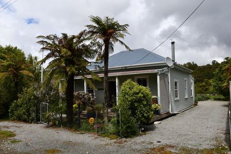 Photo of property in 8 Gladstone Street, Seddonville, Westport, 7891