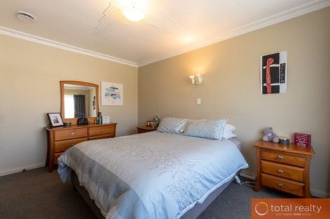 Photo of property in 260 Helensburgh Road, Helensburgh, Dunedin, 9010