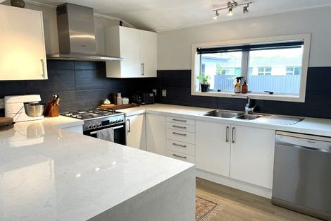 Photo of property in 211 Park Road North, Parkvale, Hastings, 4122